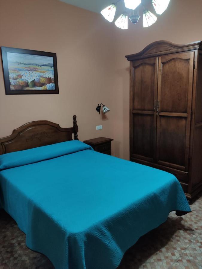 Hostal Monteolivos Cartama Bagian luar foto