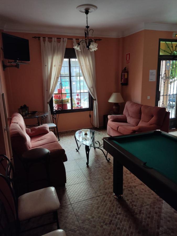 Hostal Monteolivos Cartama Bagian luar foto