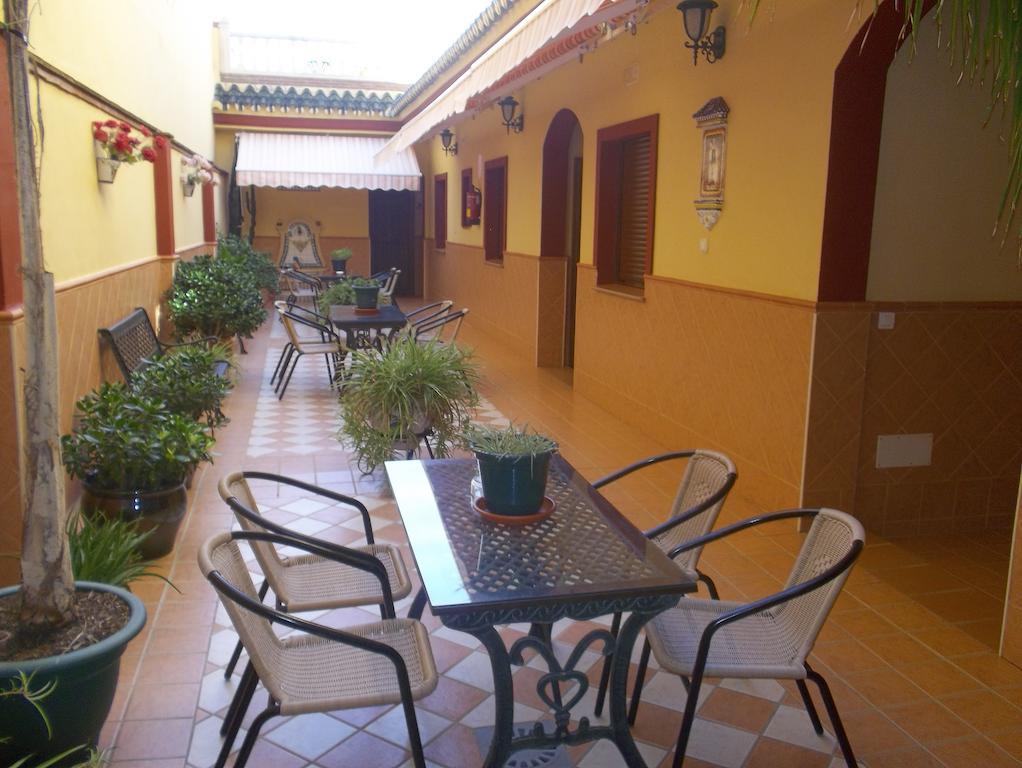 Hostal Monteolivos Cartama Bagian luar foto